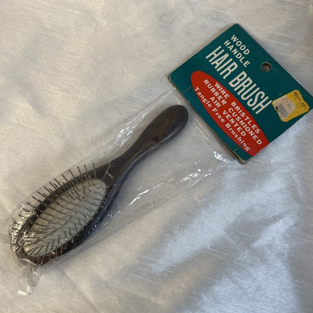 Vtg Wood Handle Wire Bristles Rubber Cushioned Air Vented Tangle Free Hair Brush